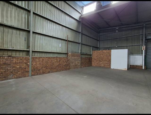 470M² WAREHOUSE TO LET IN BENROSE